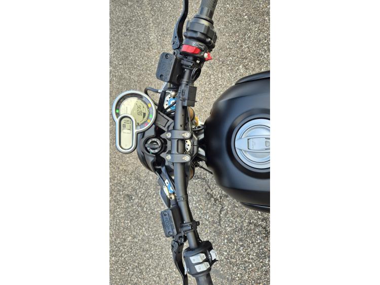 DUCATI SCRAMBLER 1100 sport pro 