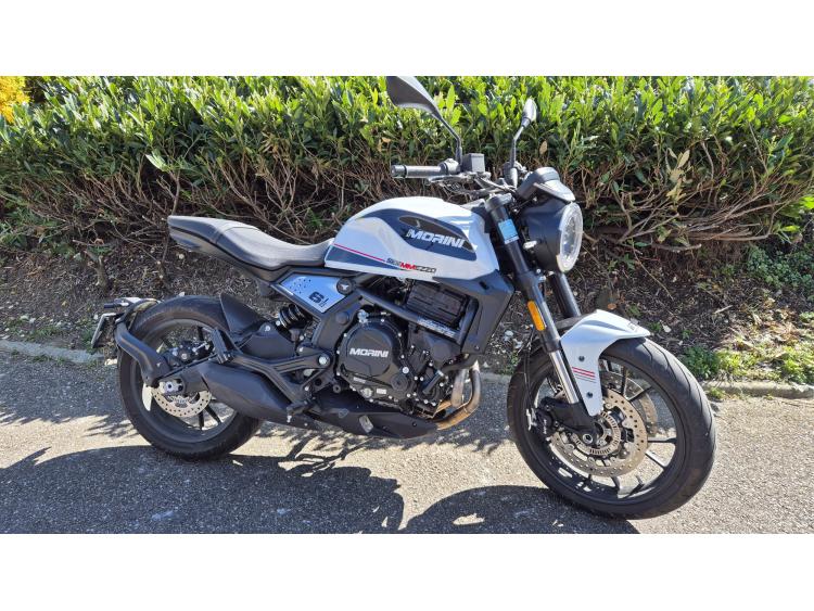 MOTO MORINI SEIEMMEZZO A2 OU A3  STR 650 MOTORS 54