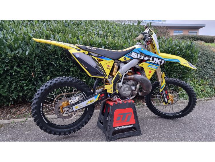 CROSS SUZUKI RM-Z 250 AF MOTEUR YAMAHA 250 YZ MOTORS54