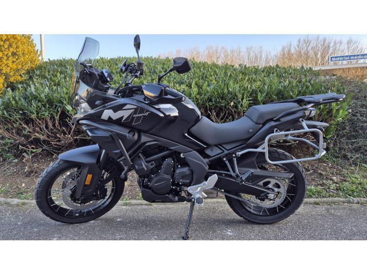 CF MOTO MT 700 NOUVEAUTEE MOTORS 54 
