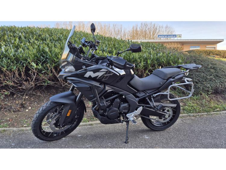 CF MOTO MT 700 NOUVEAUTEE MOTORS 54 
