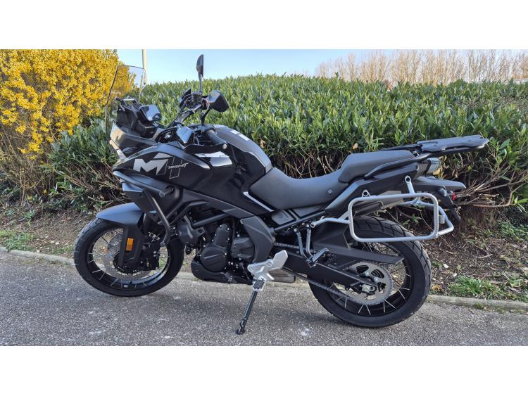 CF MOTO MT 700 NOUVEAUTEE MOTORS 54 