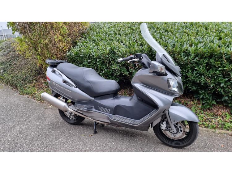 SUZUKI BURGMAN 650 MOTORS 54 