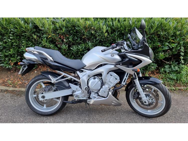 YAMAHA FZ6-S MOTORS 54