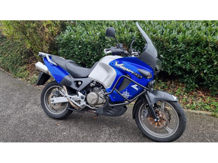 HONDA VARADERO 1000 motors 54 