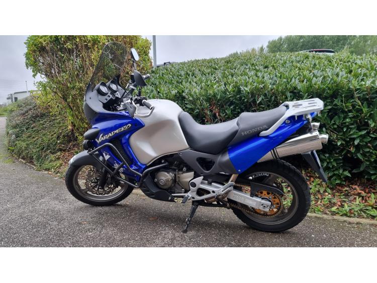 HONDA VARADERO 1000 motors 54 