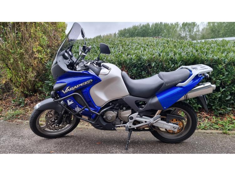 HONDA VARADERO 1000 motors 54 