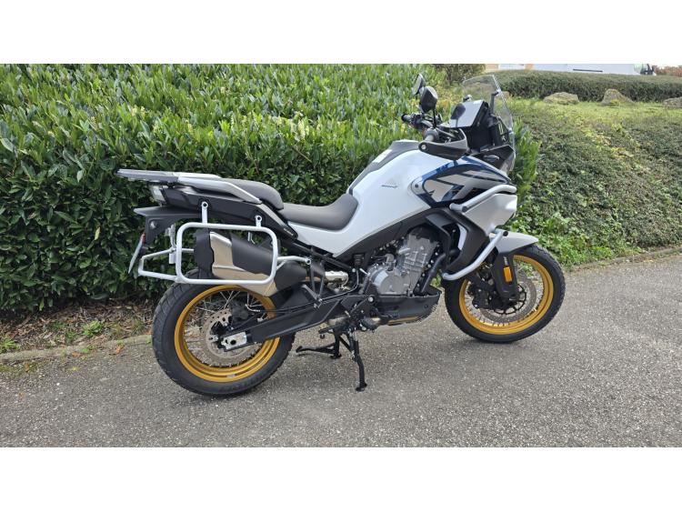 Trail CF MOTO 800 MT Explore bridable A2 motor54