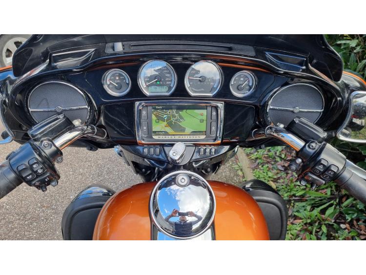 HARLEY-DAVIDSON TOURING ELECTRA GLIDE 1690 LIMITED 110 TH  MOTORS 54